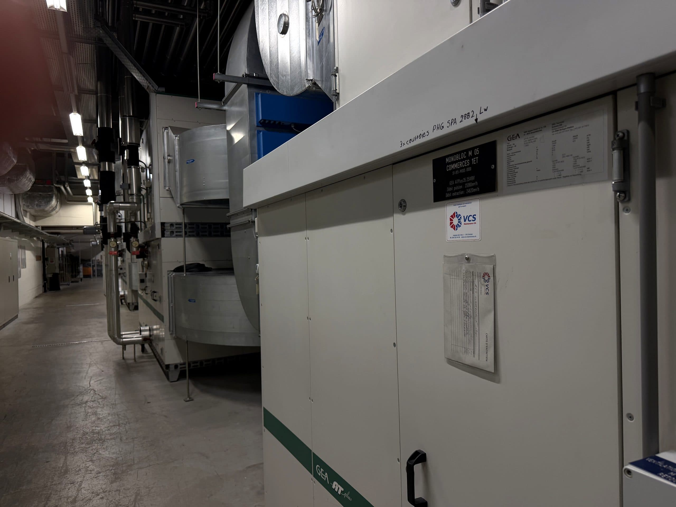Monobloc de ventilation avec autocollant VCS Maintenance